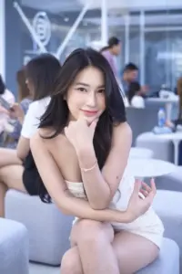 นุ่น ลลดา เน็ตไอดอล