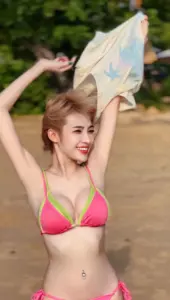 น้องParada Hongsam 18