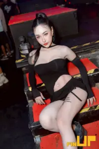 น้องพลอย สโรชา petchploy 25