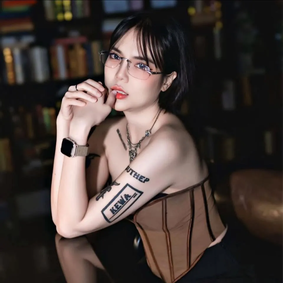 น้องพลอยเกว poiilinkewa เน็ตไอดอล